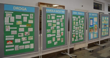 Galeria przedstawia gazetki utworzone z prac plastycznych i literackich uczniów.