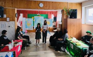 c6c77cf6-cf45-4bff-beed-42b23dd38675